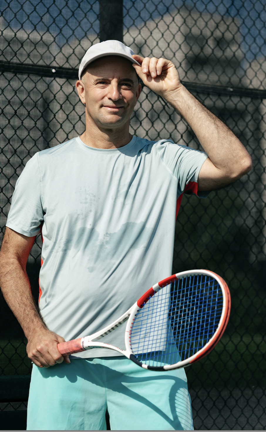 Jonathan Perlman on the tennis court